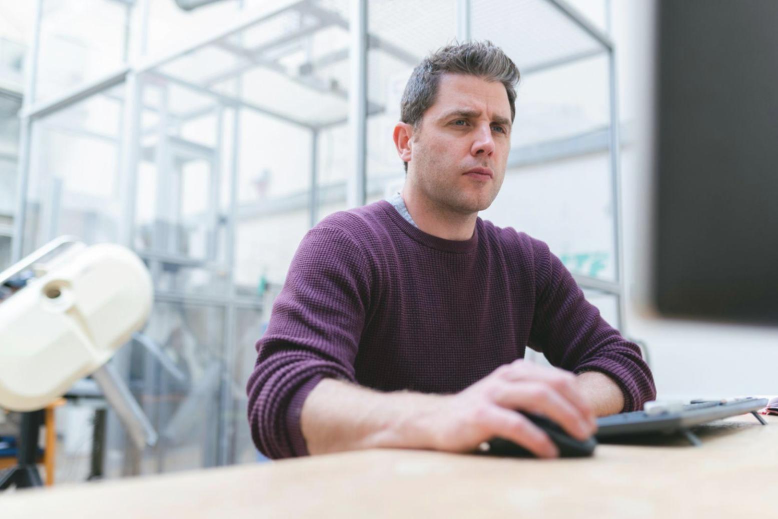 Setup tecnico completo per montaggio cinematografico